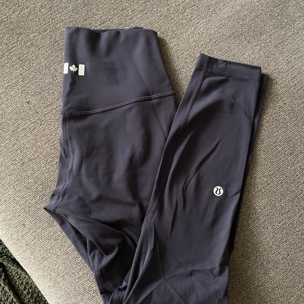 Align Pant 25” Team Canada